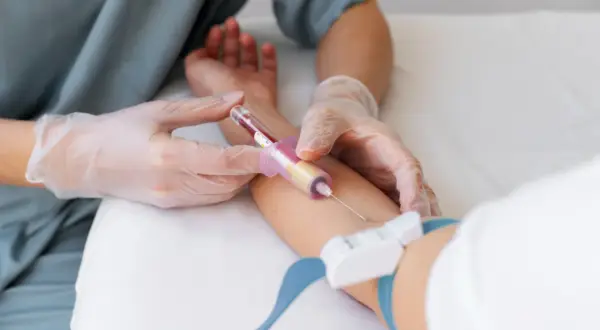 Podwyższone GGTP? Przyczyny, normy i jak zadbać o wątrobę