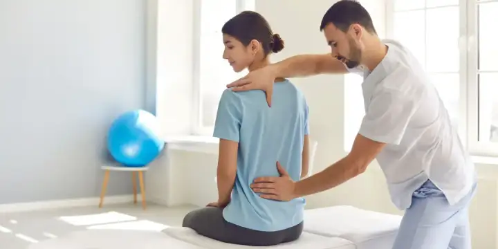 Ból pleców u dziecka - kiedy winne są nerki?
